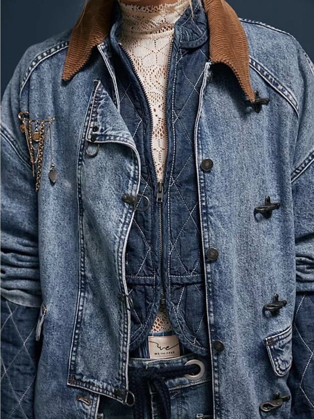 Free people we the free barnyard clip denim jacket 💙🩵